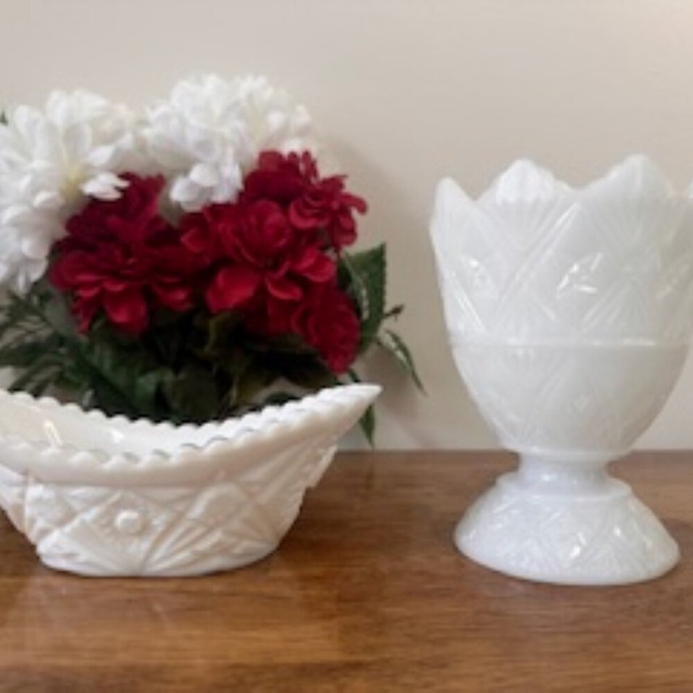 Vintage Milk Glass EO Brody Vase and Complementary Oval Dish Set‎